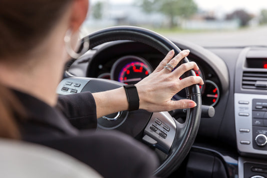 How to Use a Smart Band to Monitor Your Health and Enhance Your Quality of Life