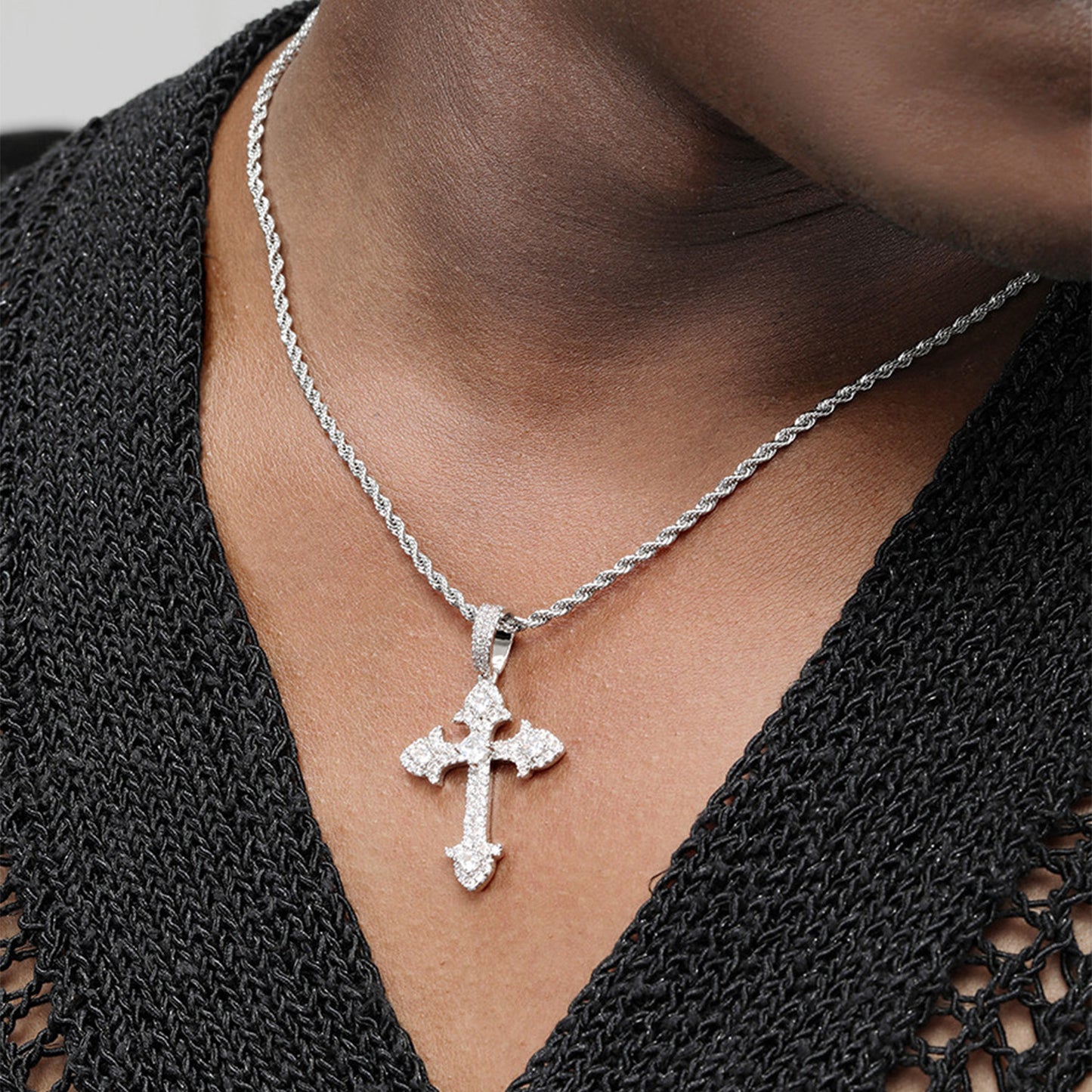 Cross Necklace – Hip-Hop Vintage Style with Platinum Plating & Cubic Zirconia Pendant(NE-GR-006)