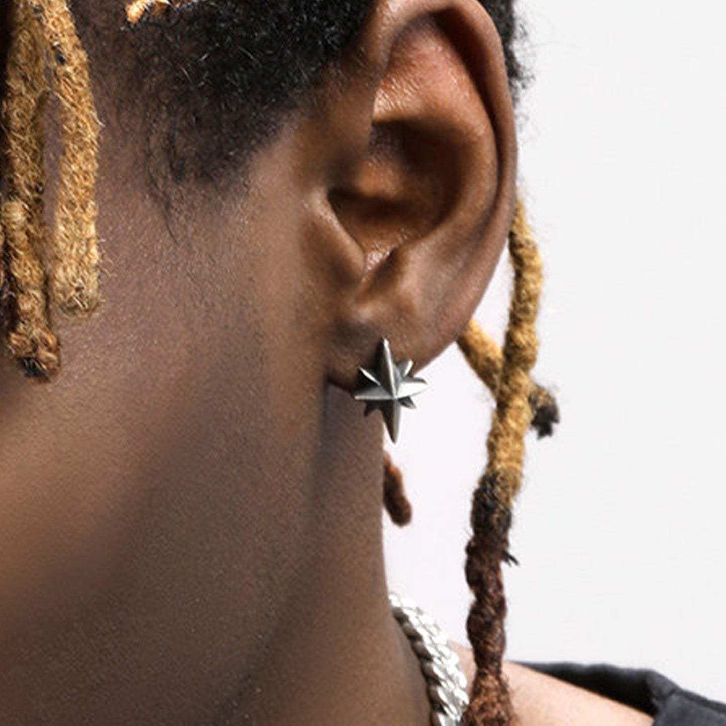 S925 Sterling Silver Earrings with Cubic Zirconia Inlay(EA-GR-011)